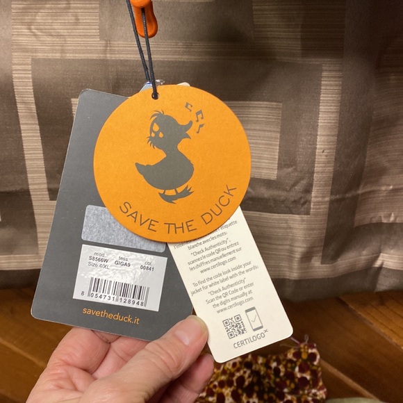 NWT*** SAVE THE DUCK PUFFER Vest - Picture 2 of 7